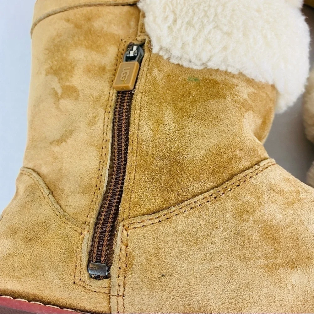UGG Sherpa Lined Buckle Boots Size 4